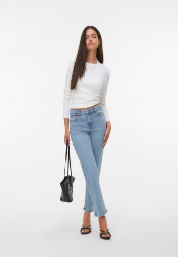 Свободные джинсы