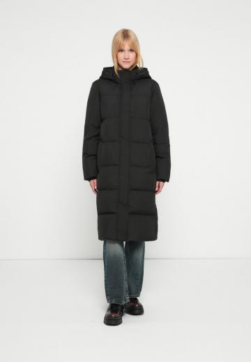 Пуховое пальто