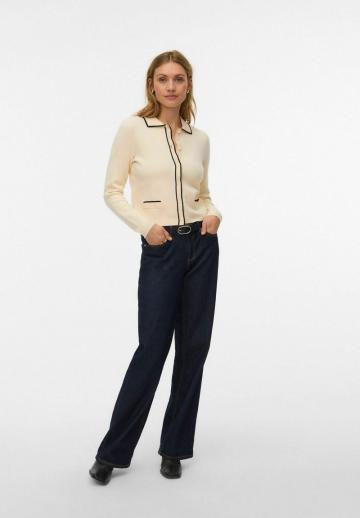 Вязаный жилет