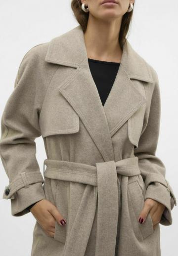 Шерстяное пальто