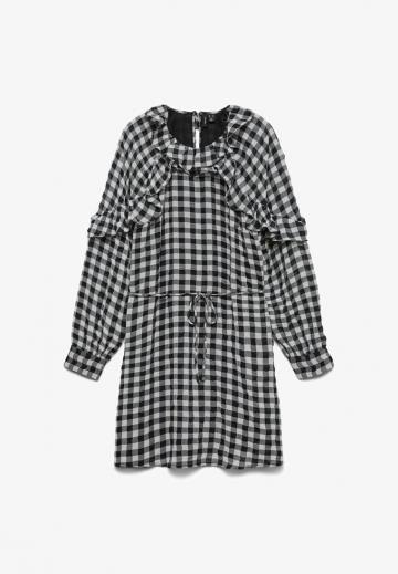 Короткое платье