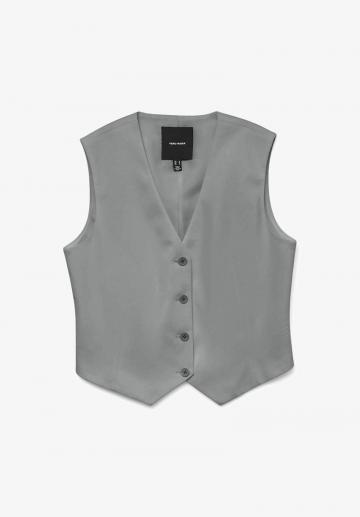 Джинсовая жилетка