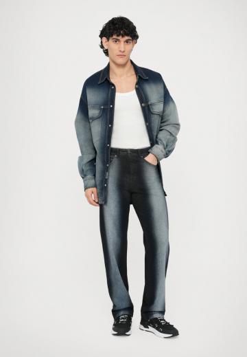 Прямые джинсы