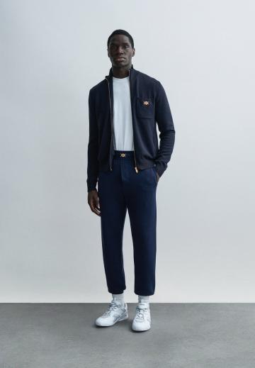 Вязаная кофта