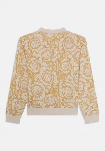 Вязаная кофта