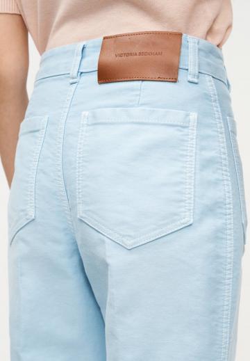 Клешеные джинсы