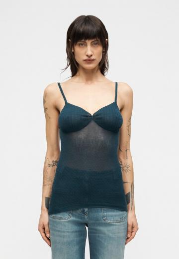 Топ на бретельках