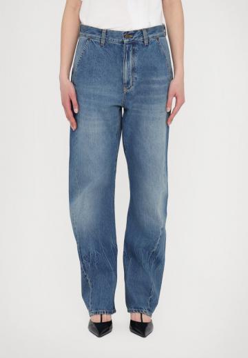 Джинсы бойфренда