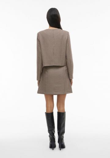 Короткий блейзер