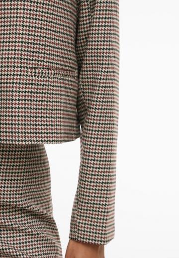 Короткий блейзер