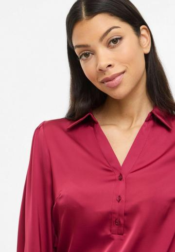 Атласная блузка