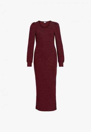 Вязаное платье