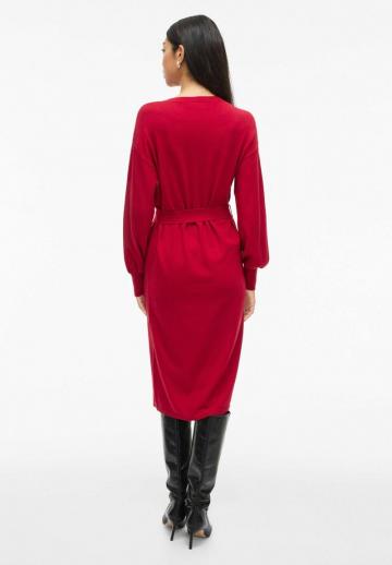 Вязаное платье