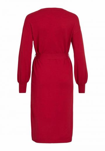 Вязаное платье