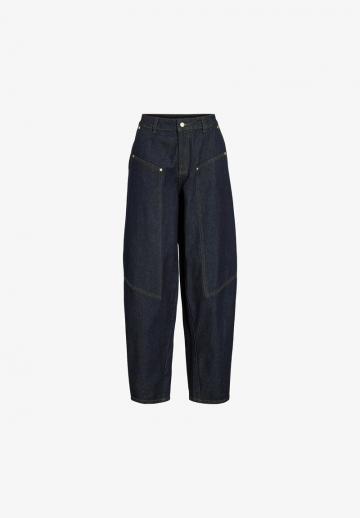 Свободные джинсы