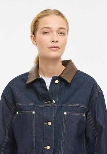 Джинсовая куртка