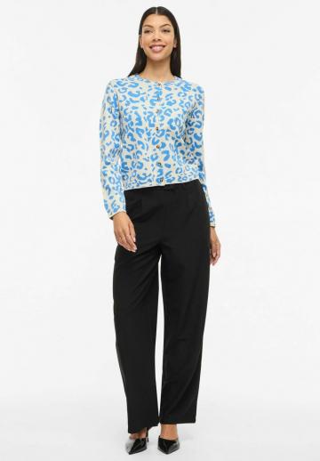 Жаккардовая вязаная кофта