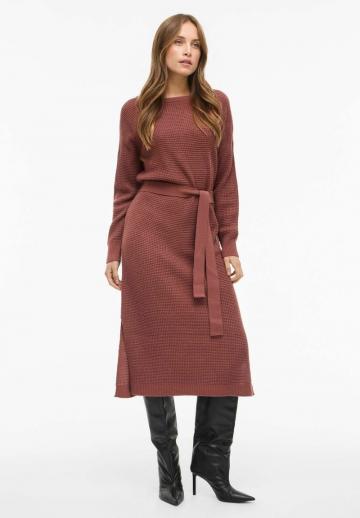 Вязаное платье