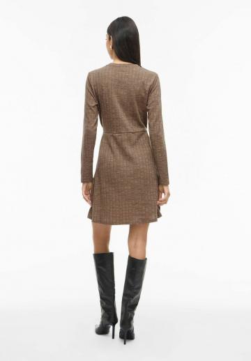 Вязаное платье