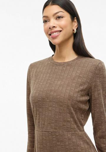 Вязаное платье