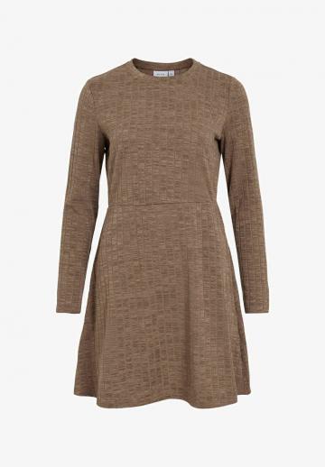 Вязаное платье