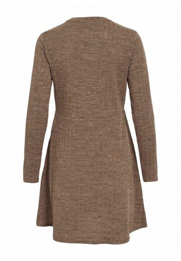 Вязаное платье