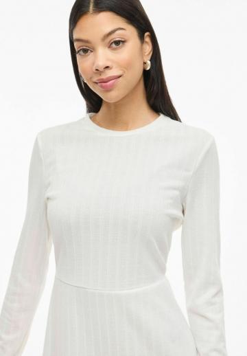 Вязаное платье