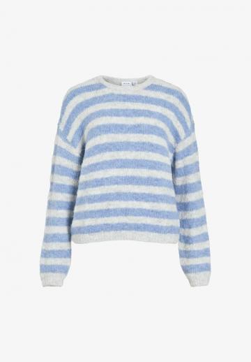 Пуловер в полоску