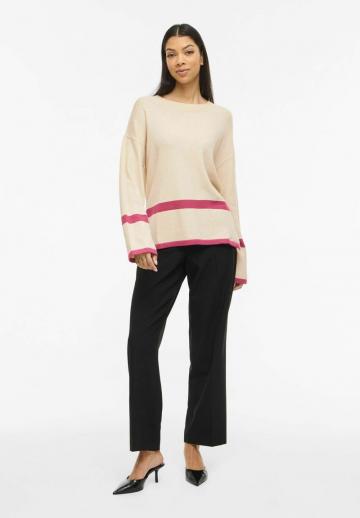Пуловер в полоску