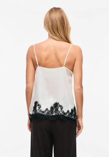 Топ на бретельках