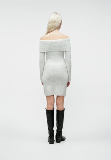 Вязаное платье