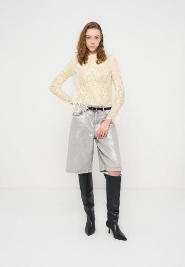 Кружевная блузка