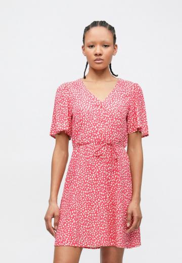 Короткое платье