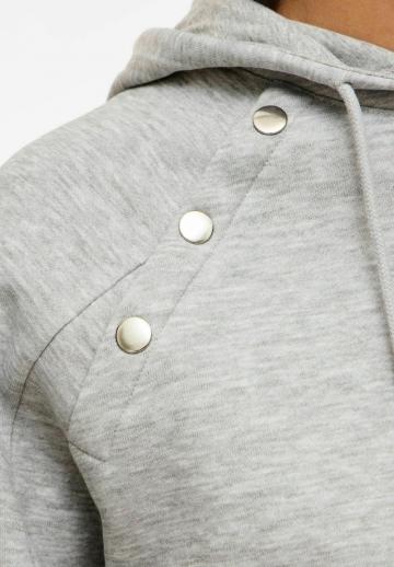 Пуловер с капюшоном