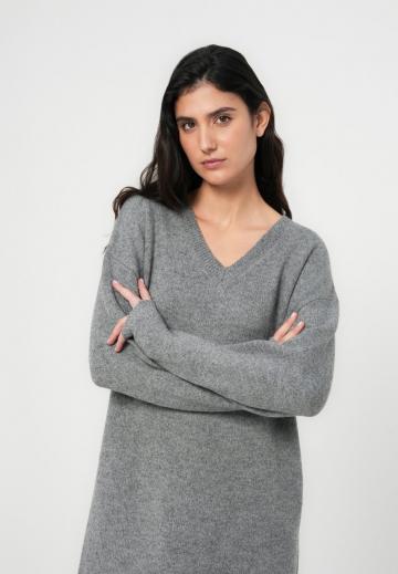 Вязаное платье