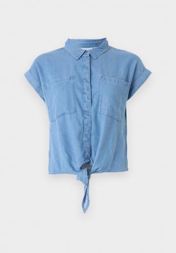 Джинсовая блузка