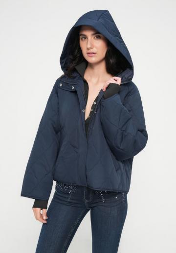 Зимняя куртка