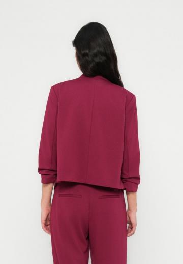 Короткий блейзер