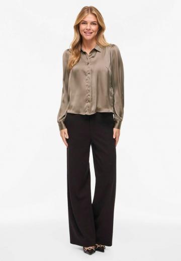 Атласная блузка