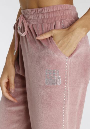 Спортивные штаны