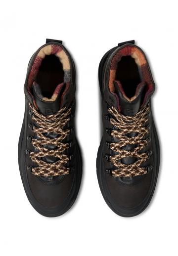 Зимние ботинки