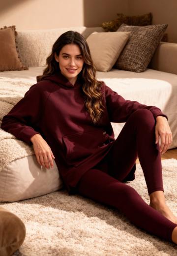 Пуловер с капюшоном