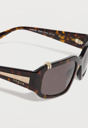 Солнечные очки