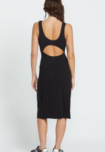 Платье футляр