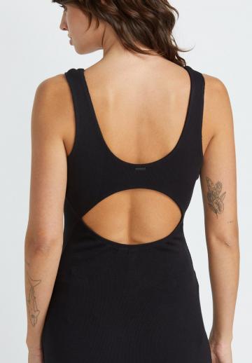 Платье футляр