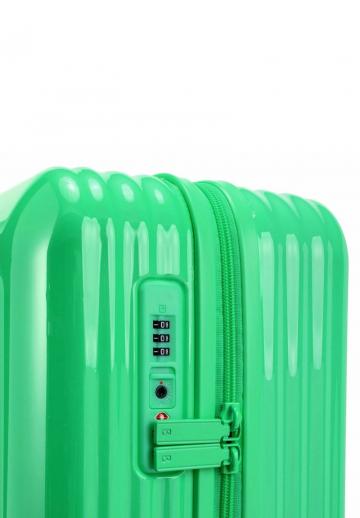 Чемодан на колесах