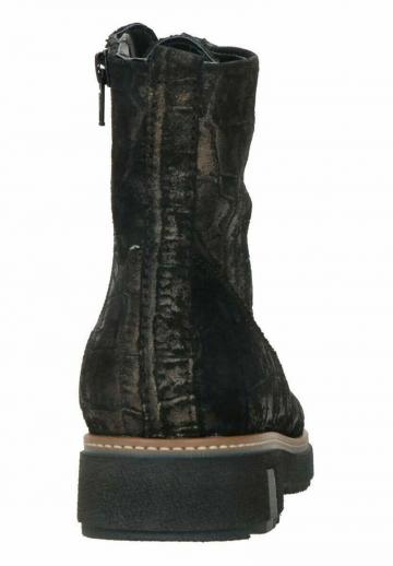 Ботинки на шнуровке