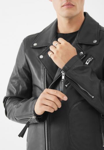 Кожаная куртка