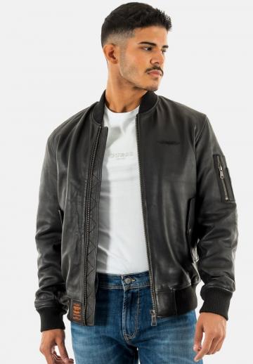 Куртка бомбер