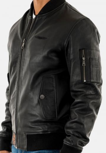 Куртка бомбер